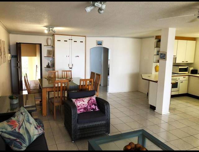 3 BEDROOM APARTMENT FOR SALE IN MARGATE BEACH